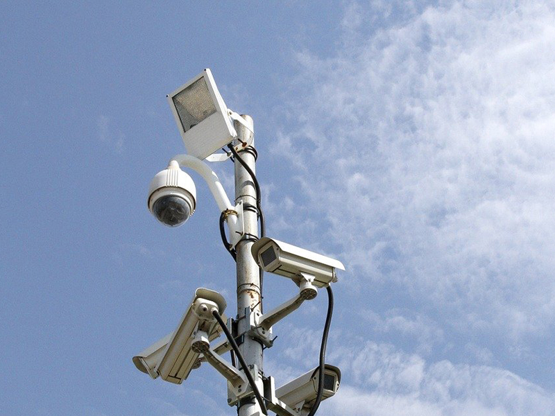 الدوائر التلفزيونية المغلقة